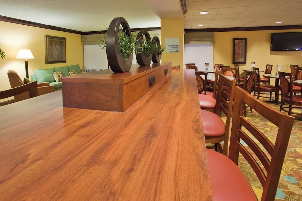Holiday Inn Express Lynchburg By Ihg Luaran gambar