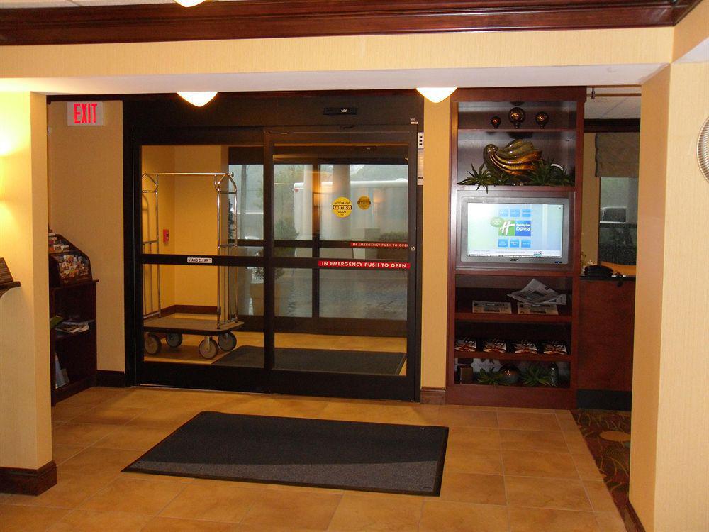 Holiday Inn Express Lynchburg, An Ihg Hotel Dalaman gambar