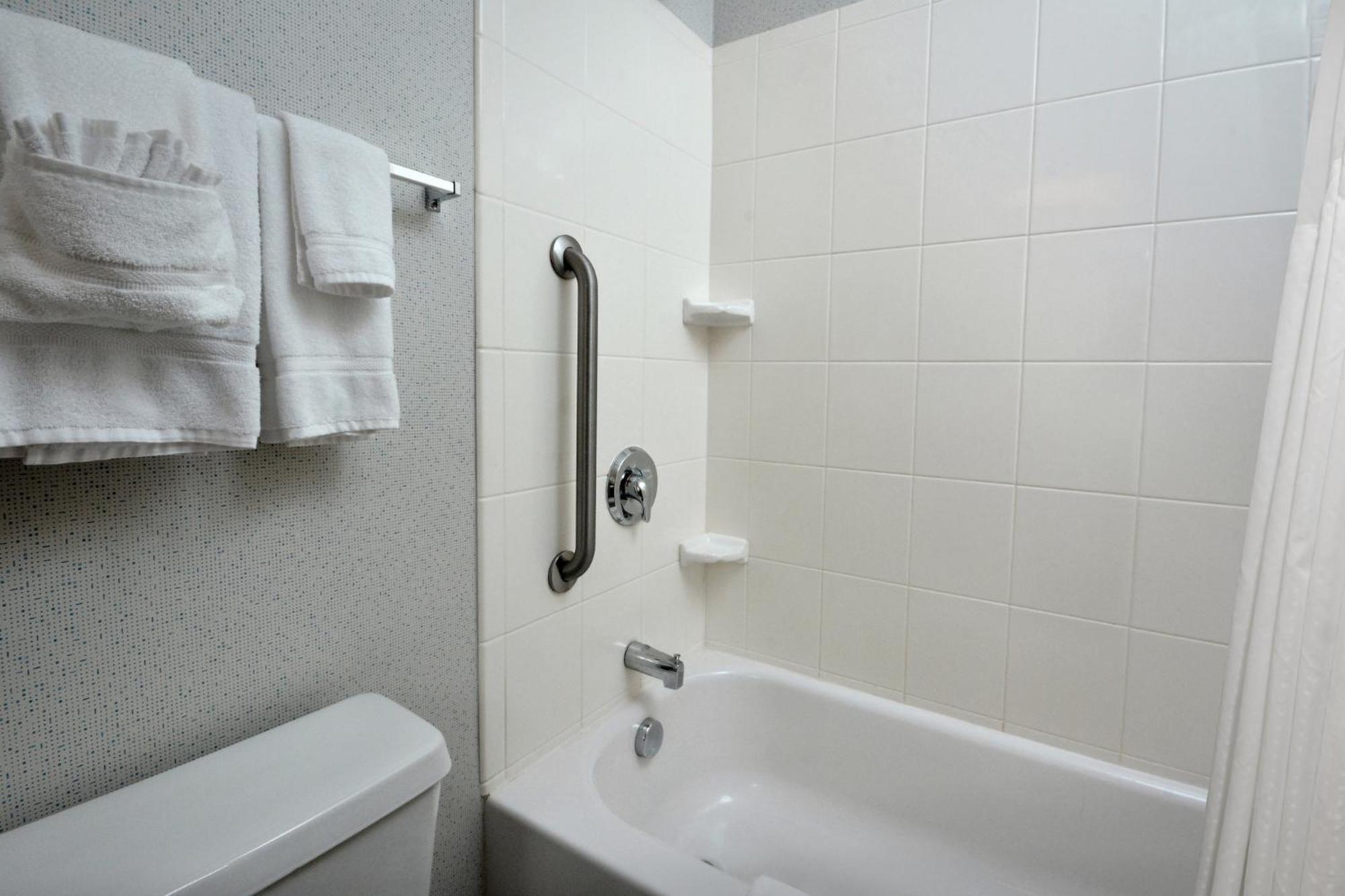 Holiday Inn Express Lynchburg By Ihg Luaran gambar