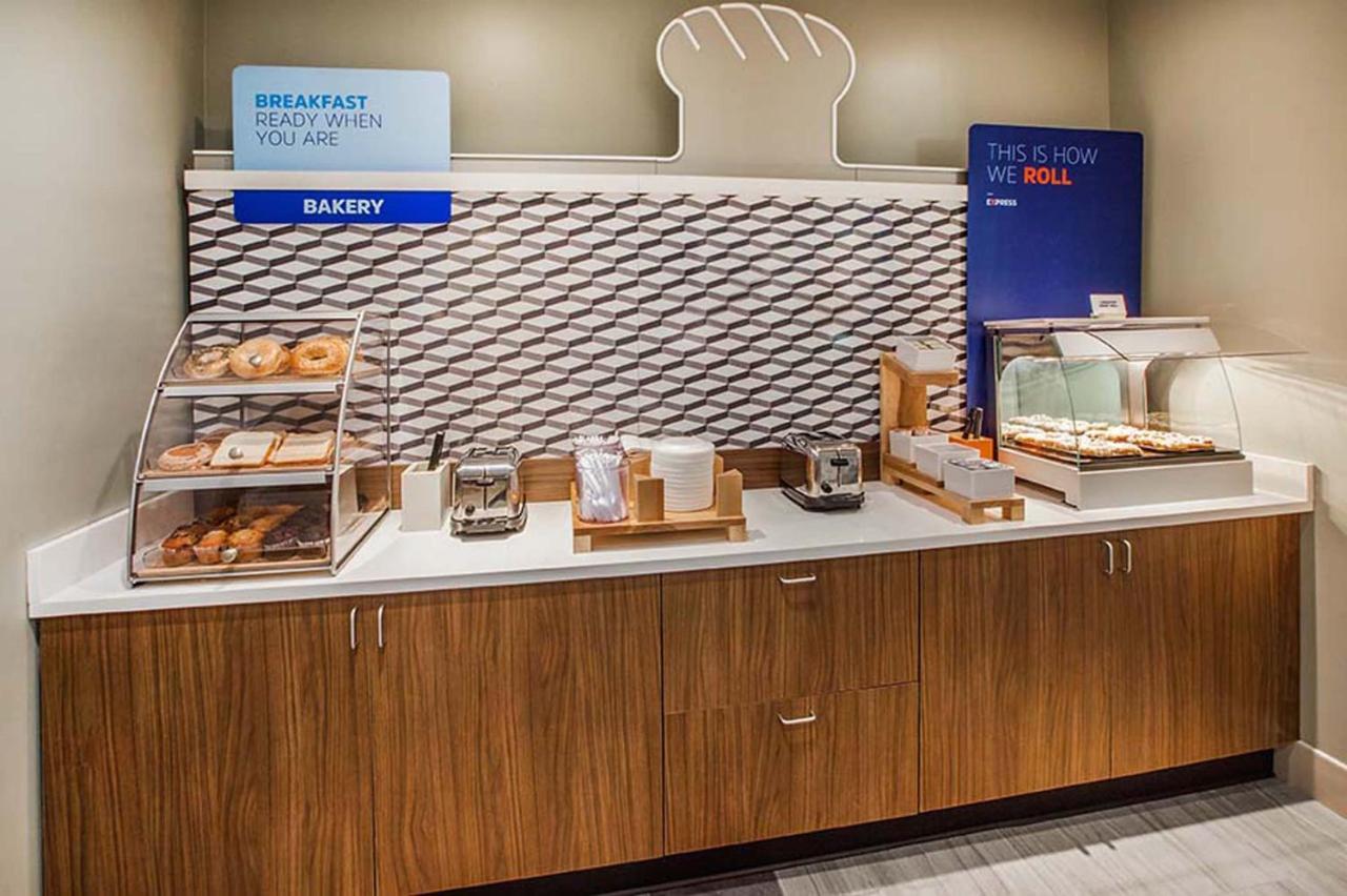 Holiday Inn Express Lynchburg By Ihg Luaran gambar